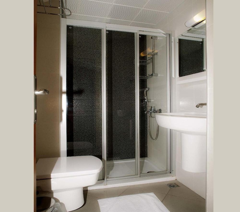 Hotel apartamentowy Ecem 3*