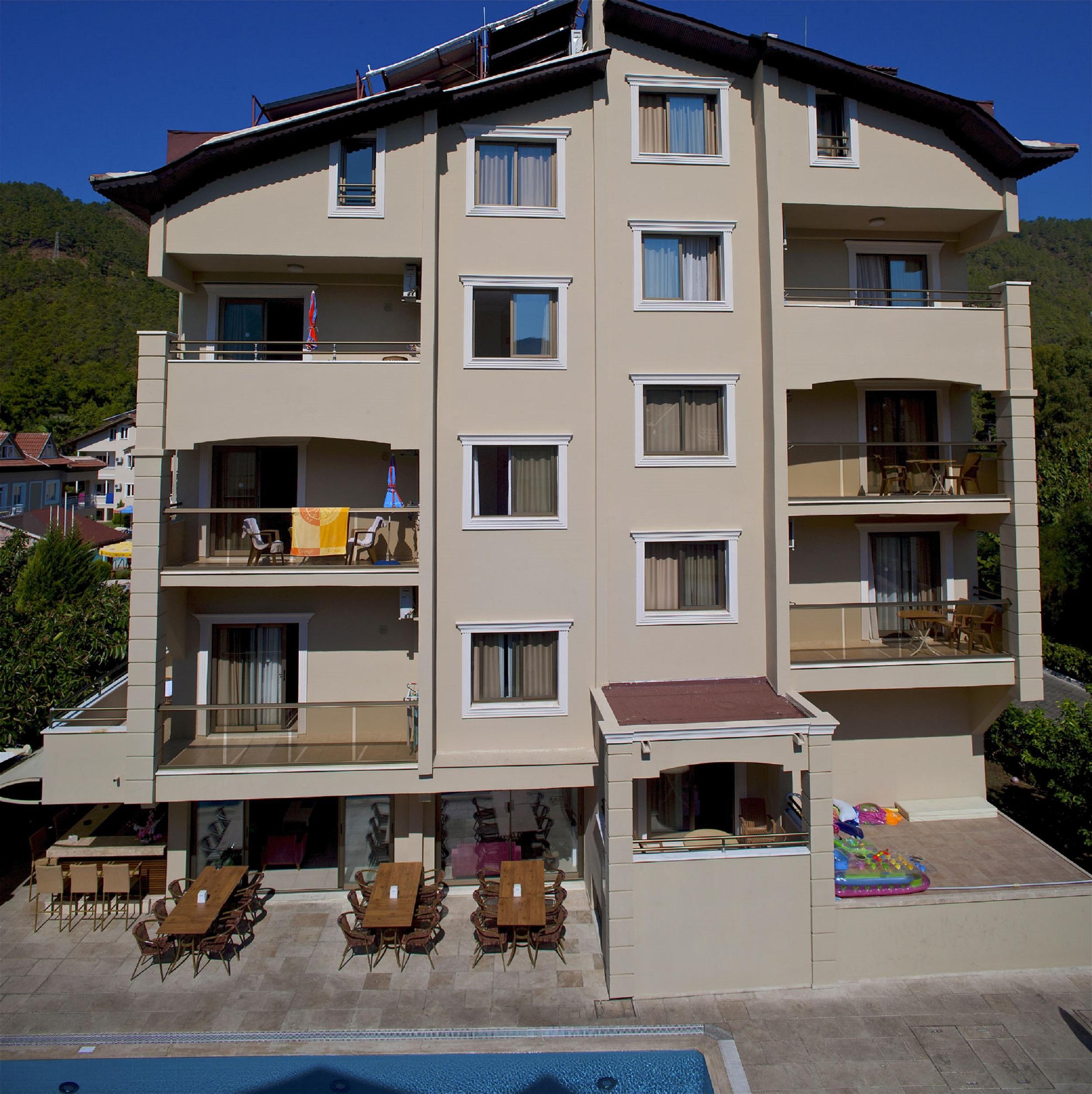 Hotel apartamentowy Ecem 3*