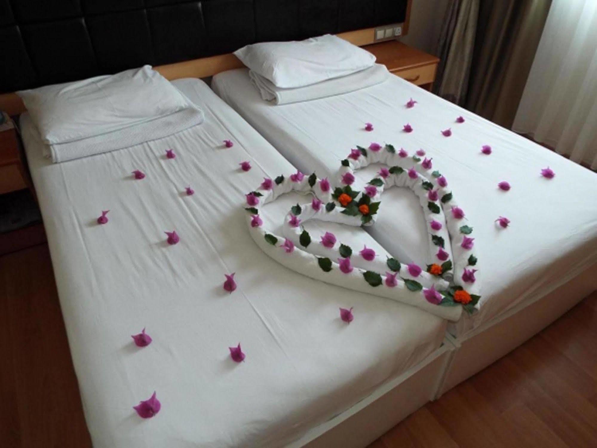 Hotel apartamentowy Ecem 3*