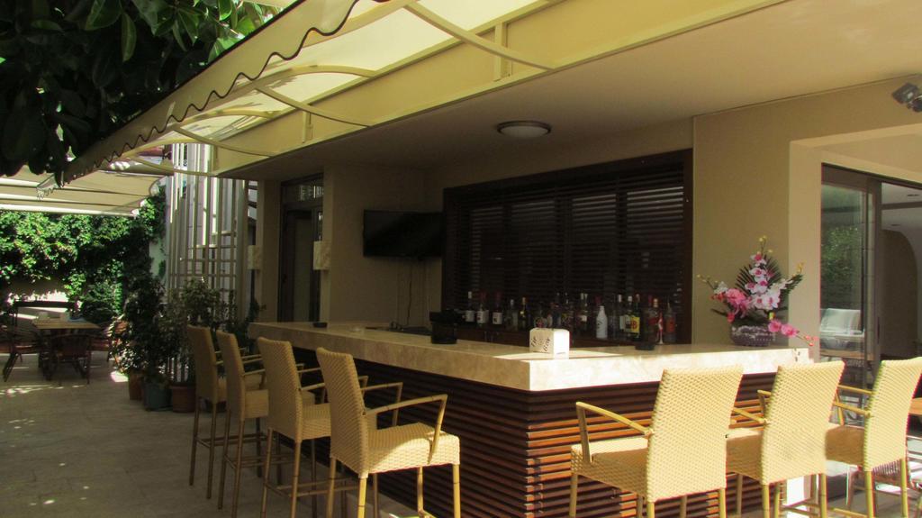 Hotel apartamentowy Ecem